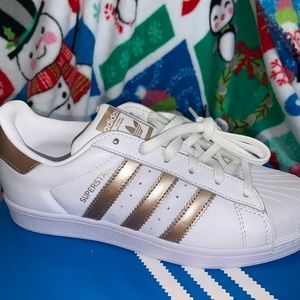 Gold Adidas Superstars W